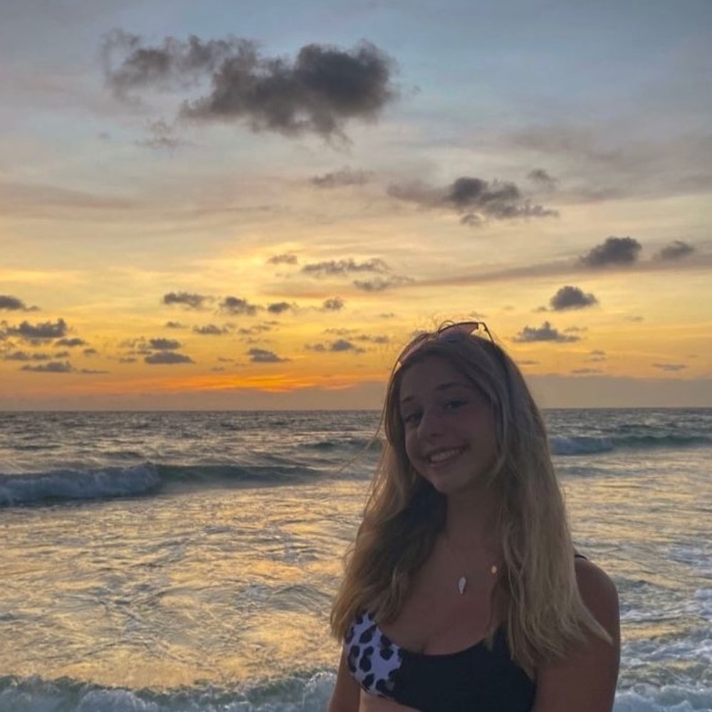 Meet your Posher, Kailyn